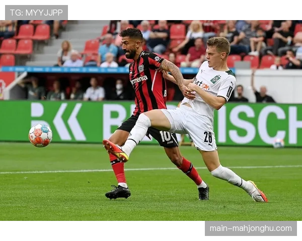 深度复盘：勒沃库森4-3-3新阵如何击穿门兴的五后卫铁桶